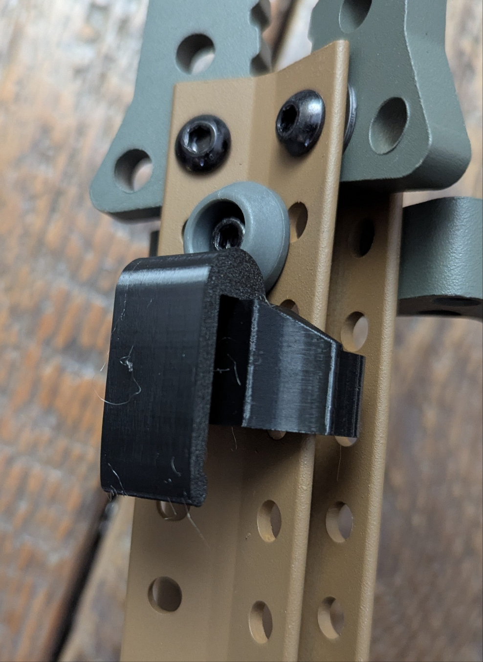 Tethrd Skeletors Stick Caddy for Saddle Hunting