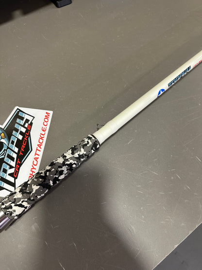 The CAP White Lightning Catfish Rod - Spinning