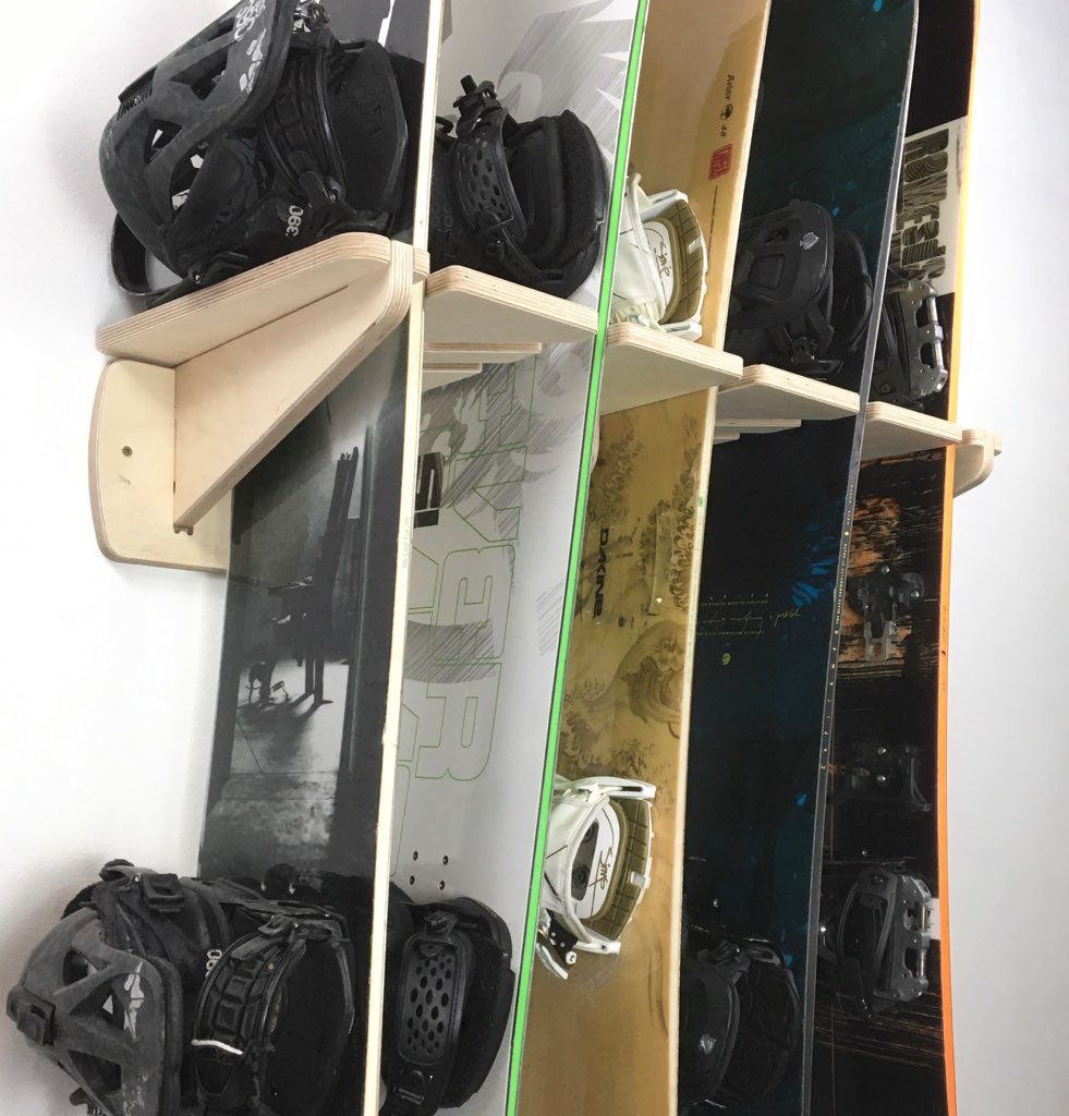 THE PONDEROSA snowboard wall rack