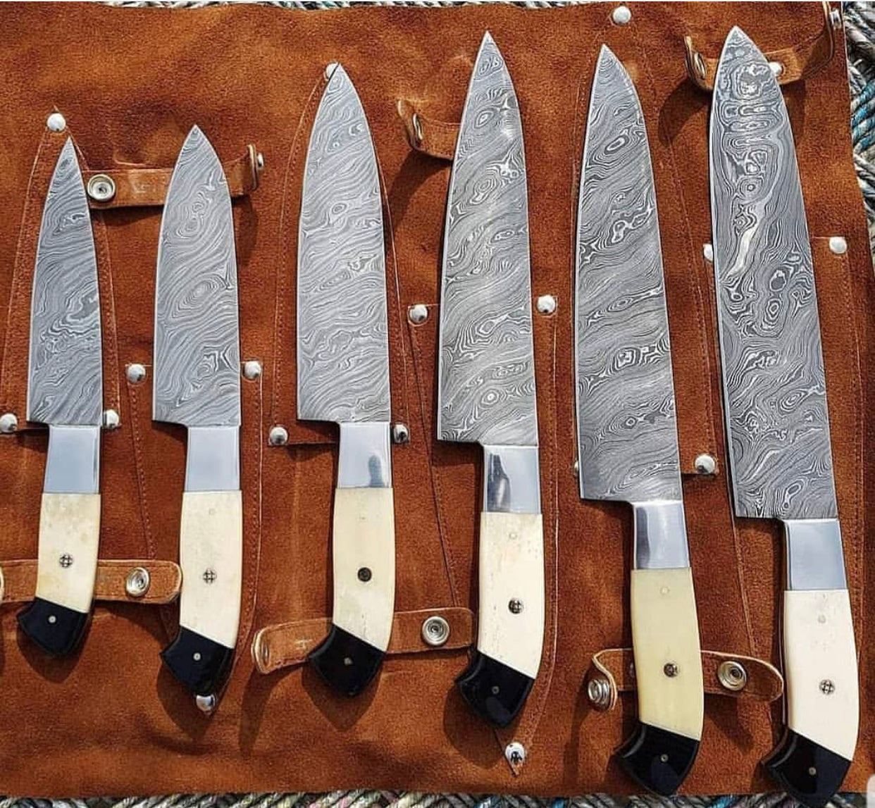 Damascus Kitchen Knives Set