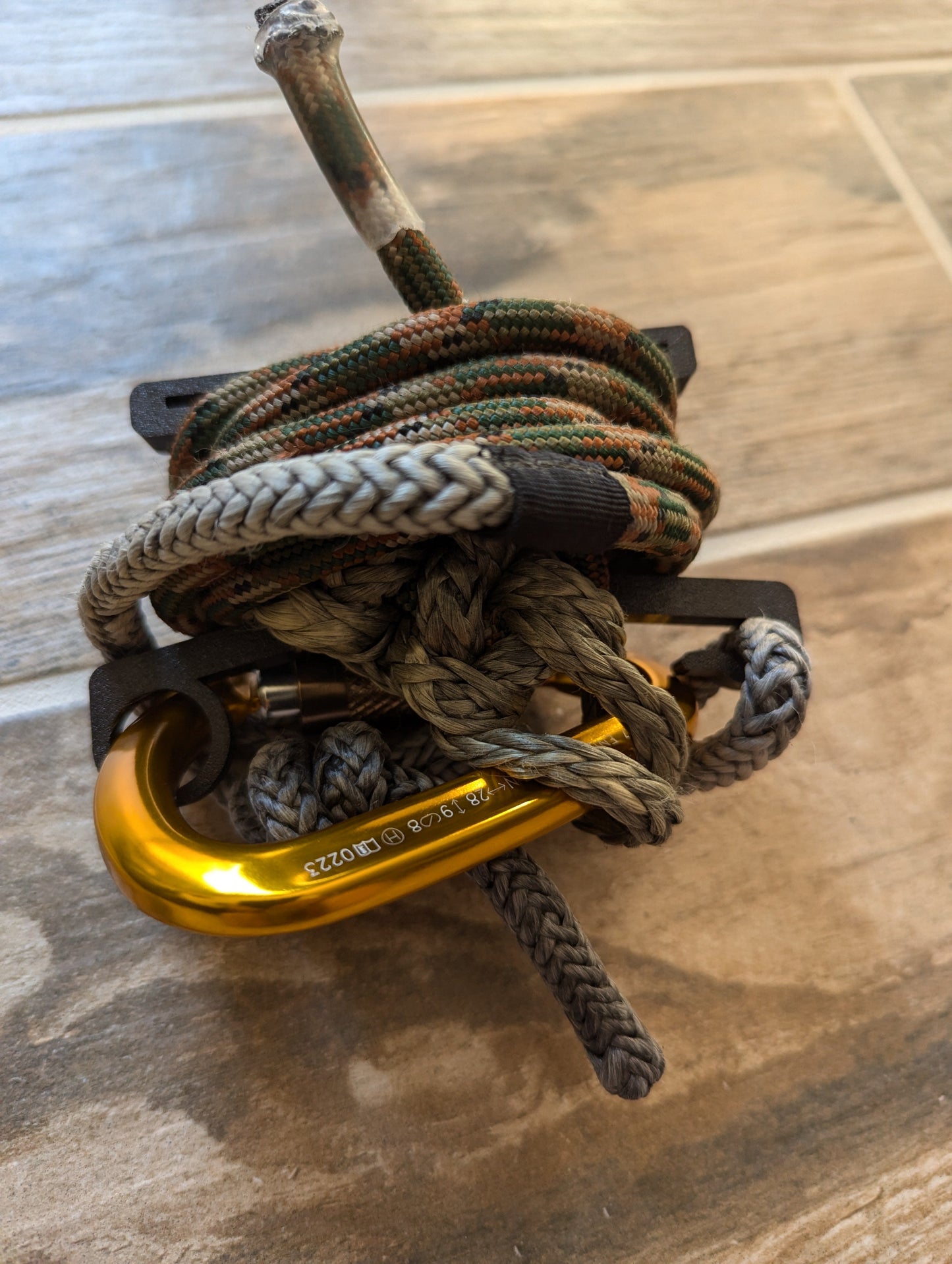 Multi Spool Rope Keeper for Saddle Hunting