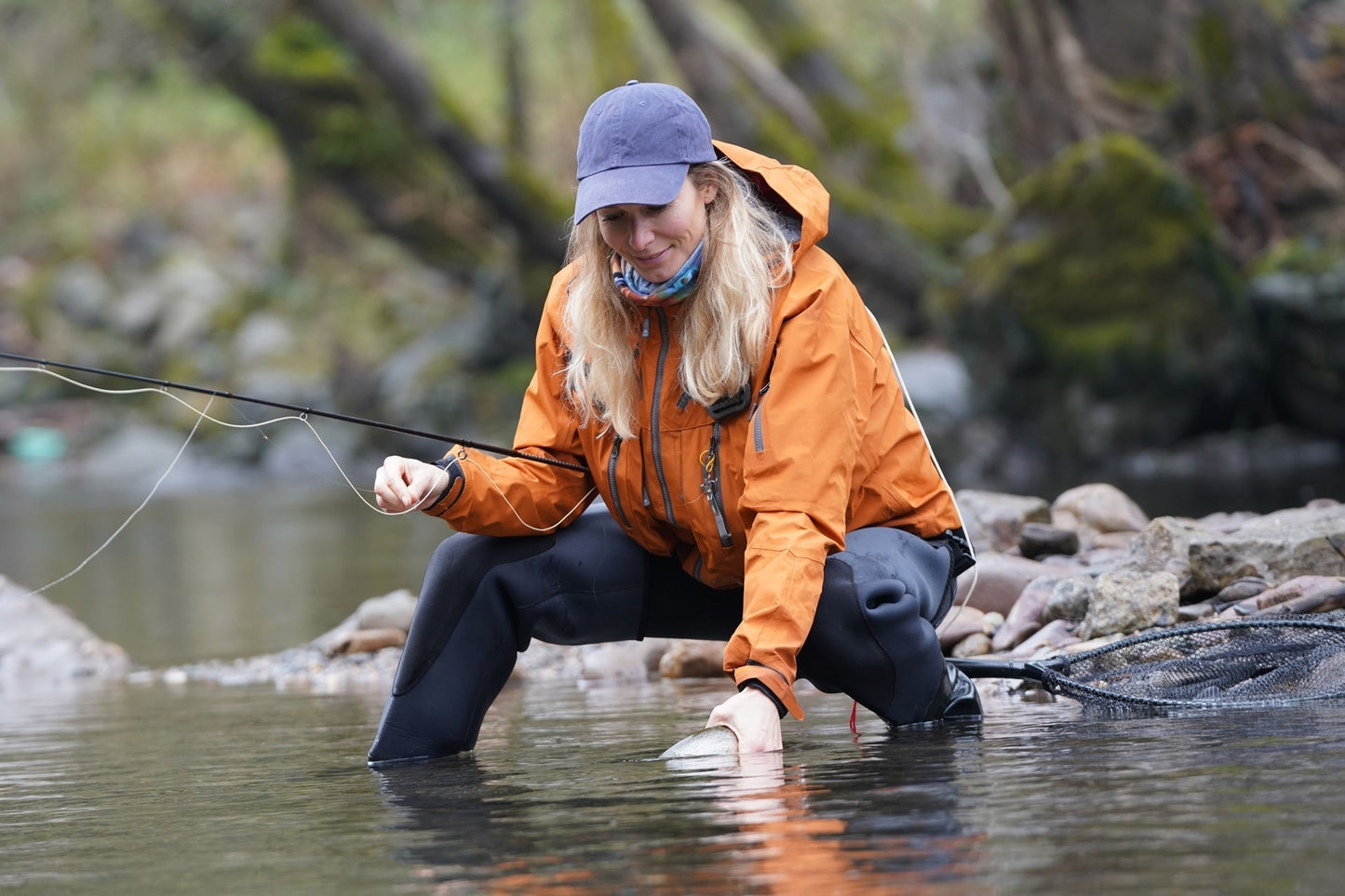 Black Elk Hair Caddis Classic Trout Dry Fly - 12 Flies Size 14