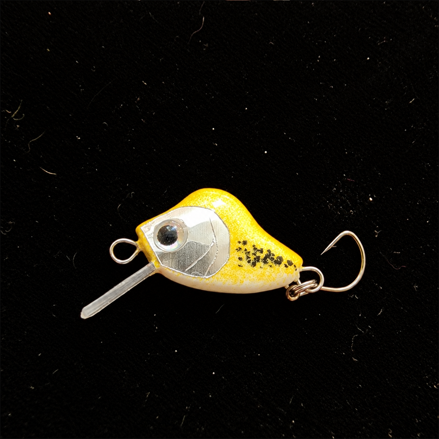 Boyan Humpback — 15mm Hand-Carved Balsa Micro Crankbait