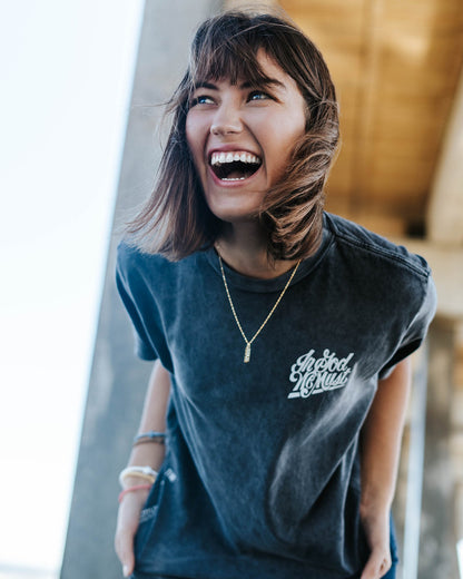 'Jesus Saves' Gold Necklace