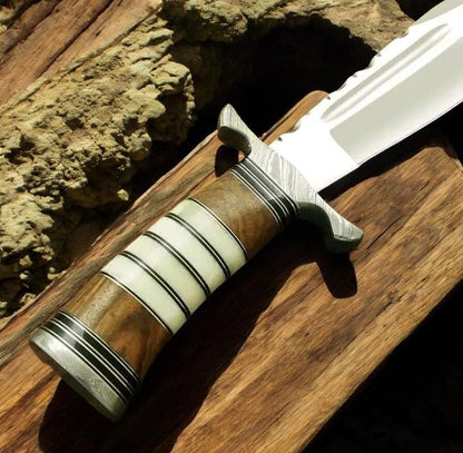 Old Timer Bowie Knife - Handmade, D2 Steel Blade, Rosewood With Bone Handle