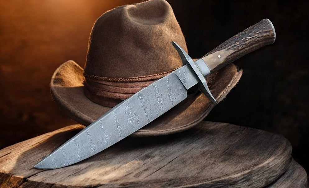 Top Rated Bowie Knife - Handmade Damascus Steel & Antler Handle