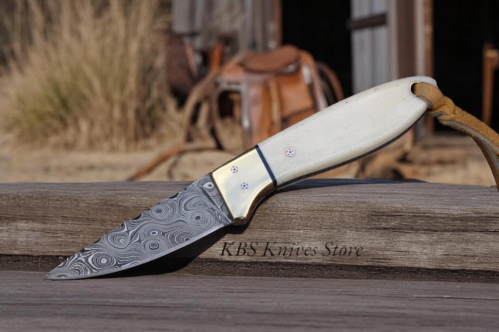 DUSTBONE EDGE – COWBOY BUCKAROO KNIFE WITH RAINDROPS DAMASCUS & DEER BONE