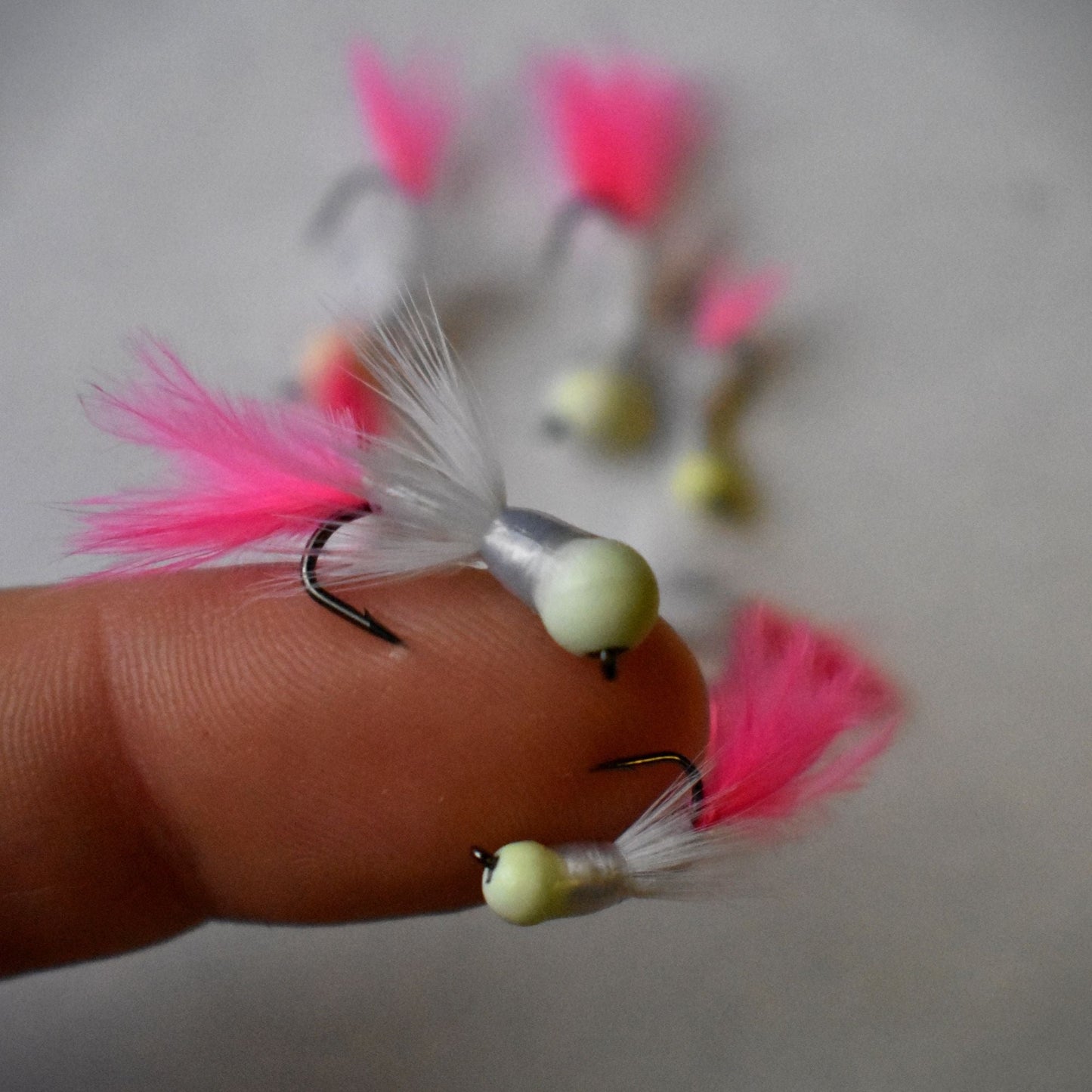 WHITE/PINK TUNGSTEN AKUA JIG FLARE