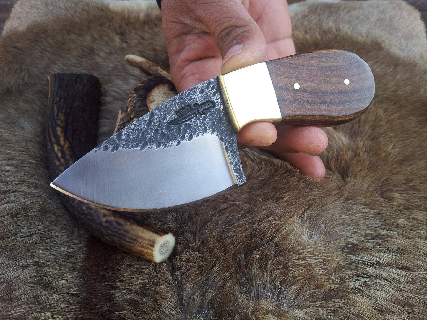 Custom Hand Forged 1095 Field Dressing Deer Skinning Knife – 6 Inch Drop Point Blade with Rosewood Handle and Brass Bolster