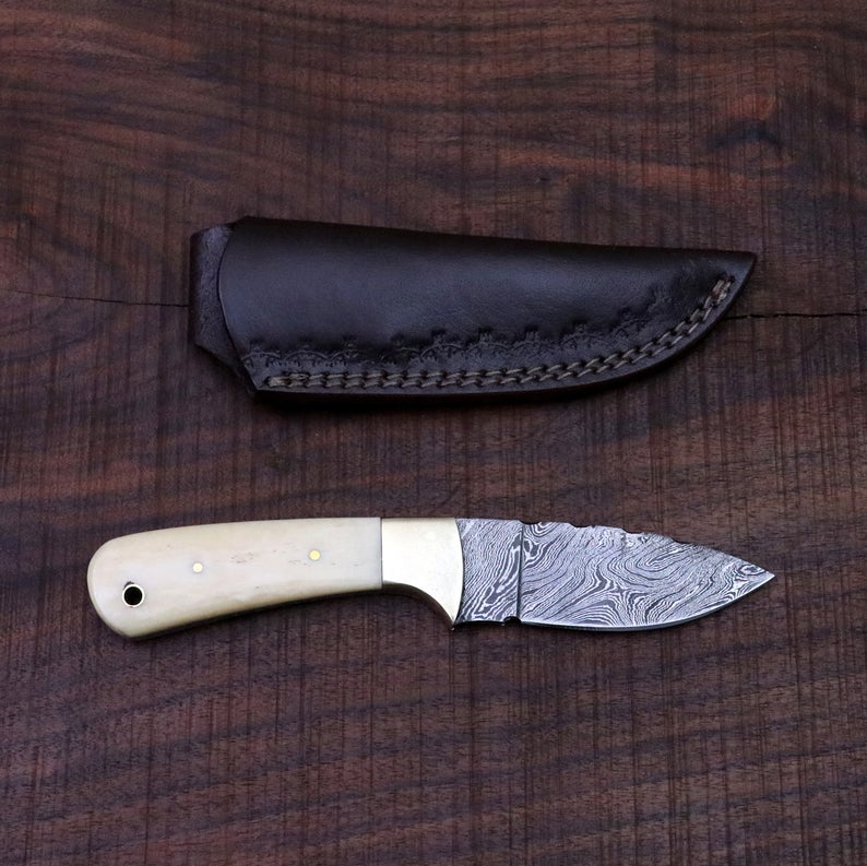 CUSTOM HANDMADE DAMASCUS STEEL SKINNING KNIFE