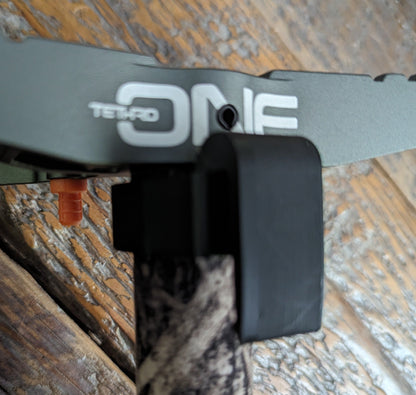 Tethrd One Stick Caddy for Saddle Hunting