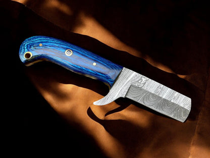 Handcrafted Bull Cutter Knife - Damascus Steel Blade