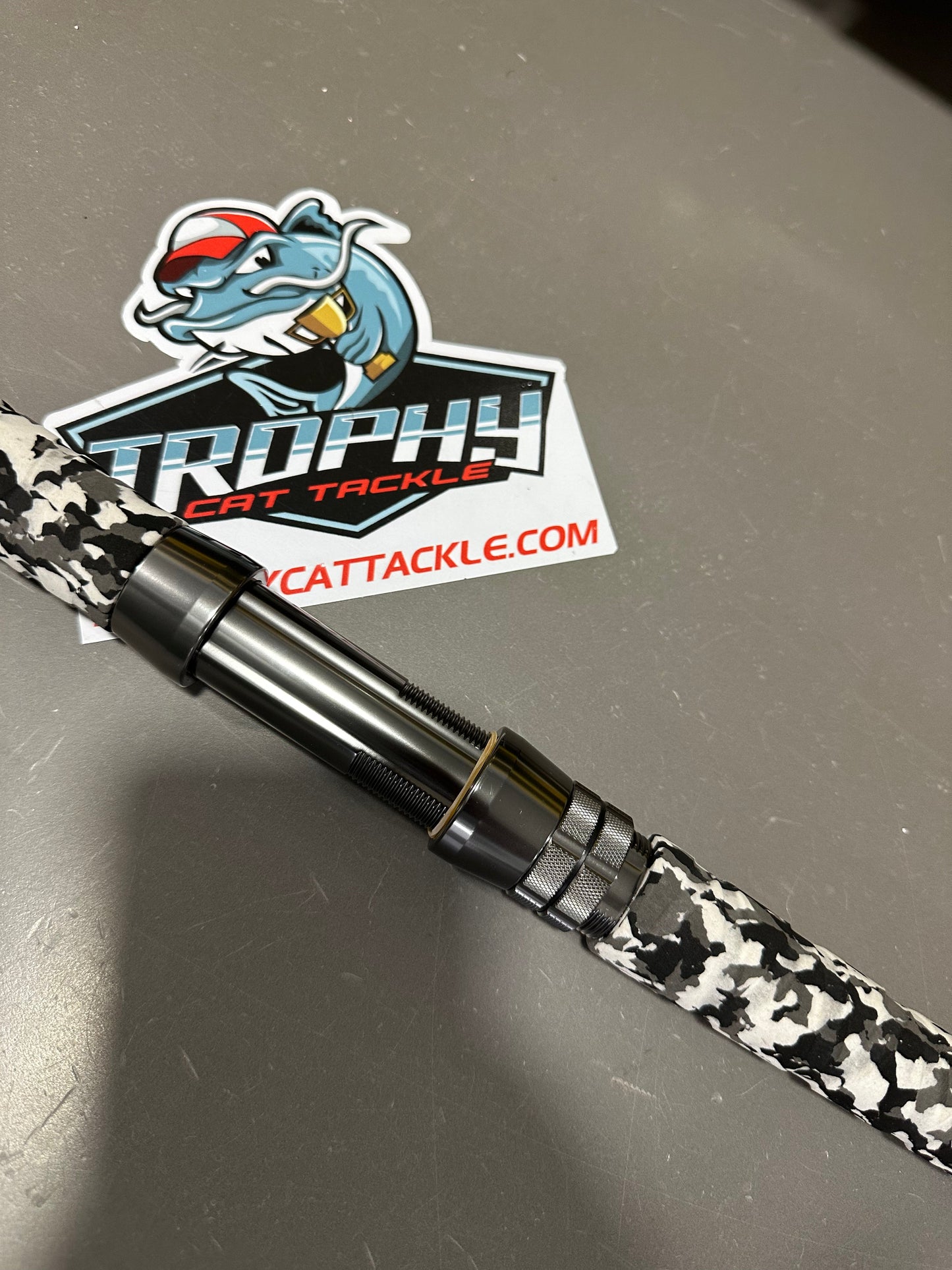 The Fire Catfish Rod - Casting