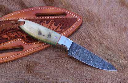 HIGHLAND HITCH – WORKING BUCKAROO KNIFE WITH DAMASCUS STEEL & MOUNTAIN SHEEP HORN
