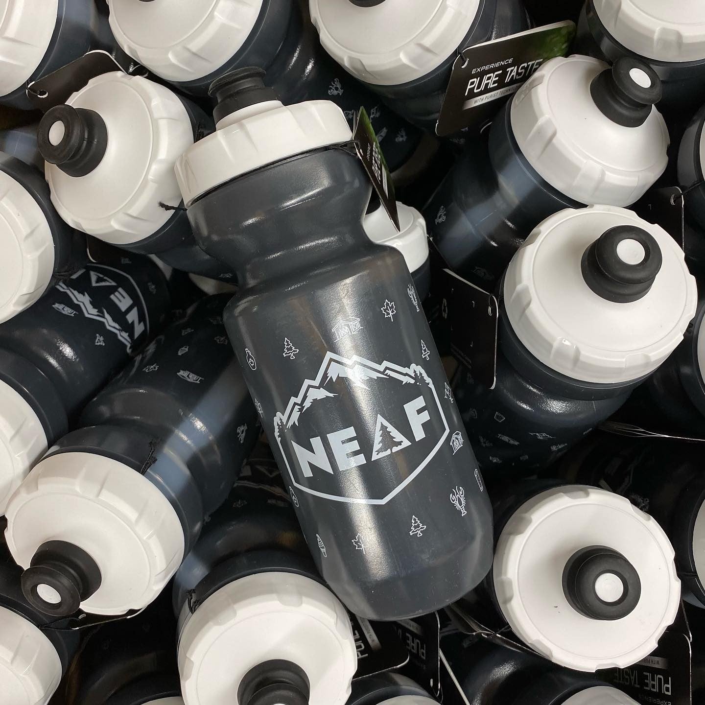 NEAF 22oz Purist Water Bottle White Caps