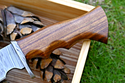 Wilderness Guardian: Hunting Knife with Damascus Steel Blade, Rosewood Handle, Damascus Guard, and Leather Sheath