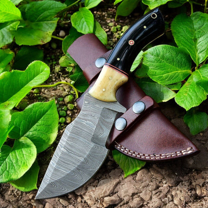 The Hunted Knives – Custom Handmade Tom Brown Tracker Knife