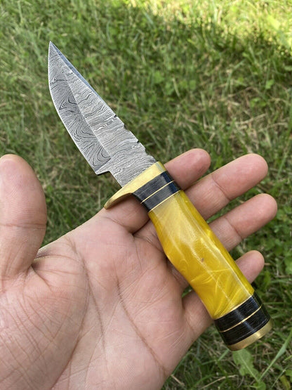Custom Handmade Damascus Steel Hunting Knife