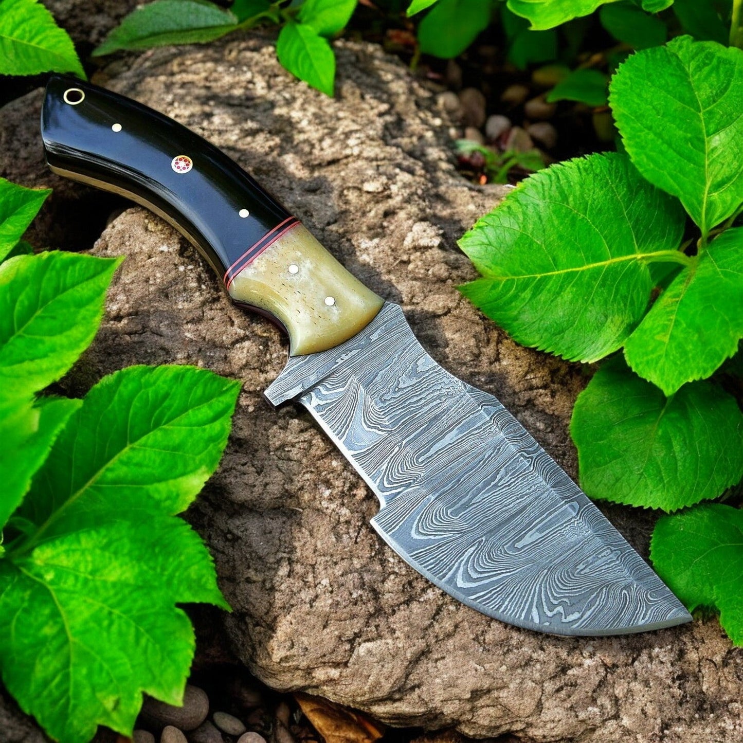 The Hunted Knives – Custom Handmade Tom Brown Tracker Knife