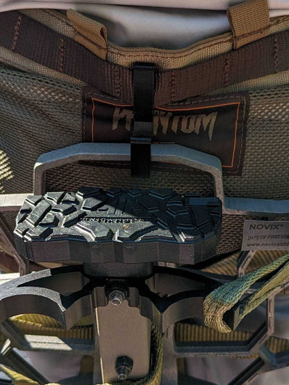 Saddle Platform Hanger for Mobile Hunting